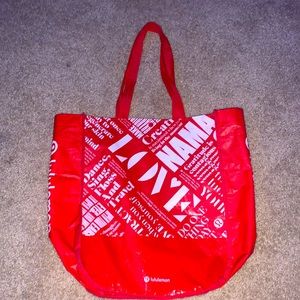 Lululemon bag